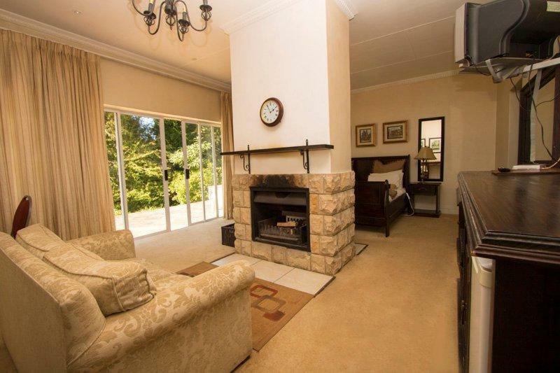 The Hogsback Inn Екстер'єр фото